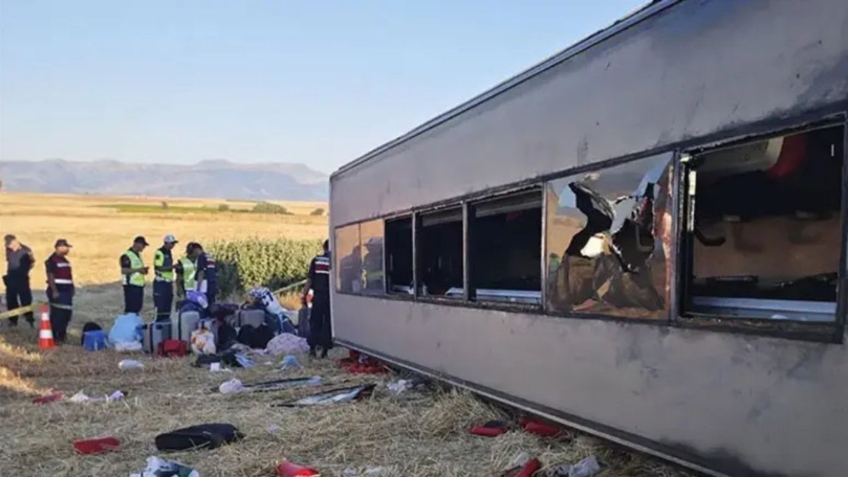 Amasya’da Feci Otobüs Kazası Çok Sayıda Yaralı Hastaneye Kaldırıldı