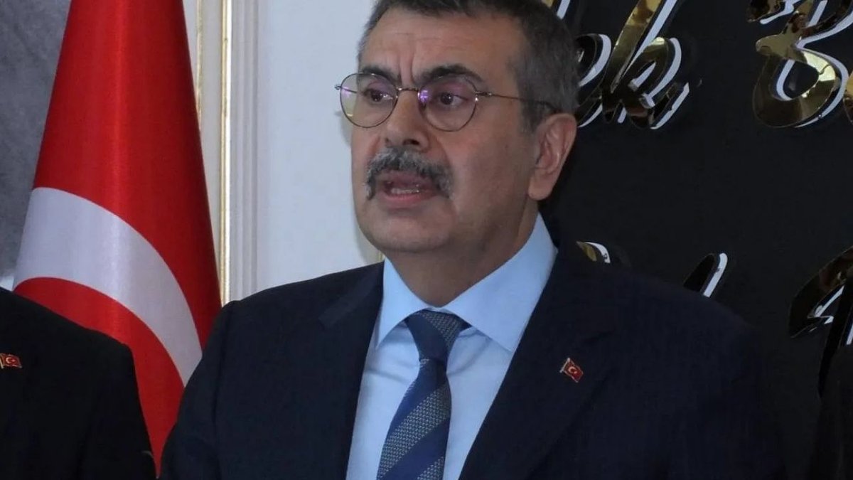 Bakan Tekin Sivil Toplumun Birleştirici Gücüne Dikkat Çekti