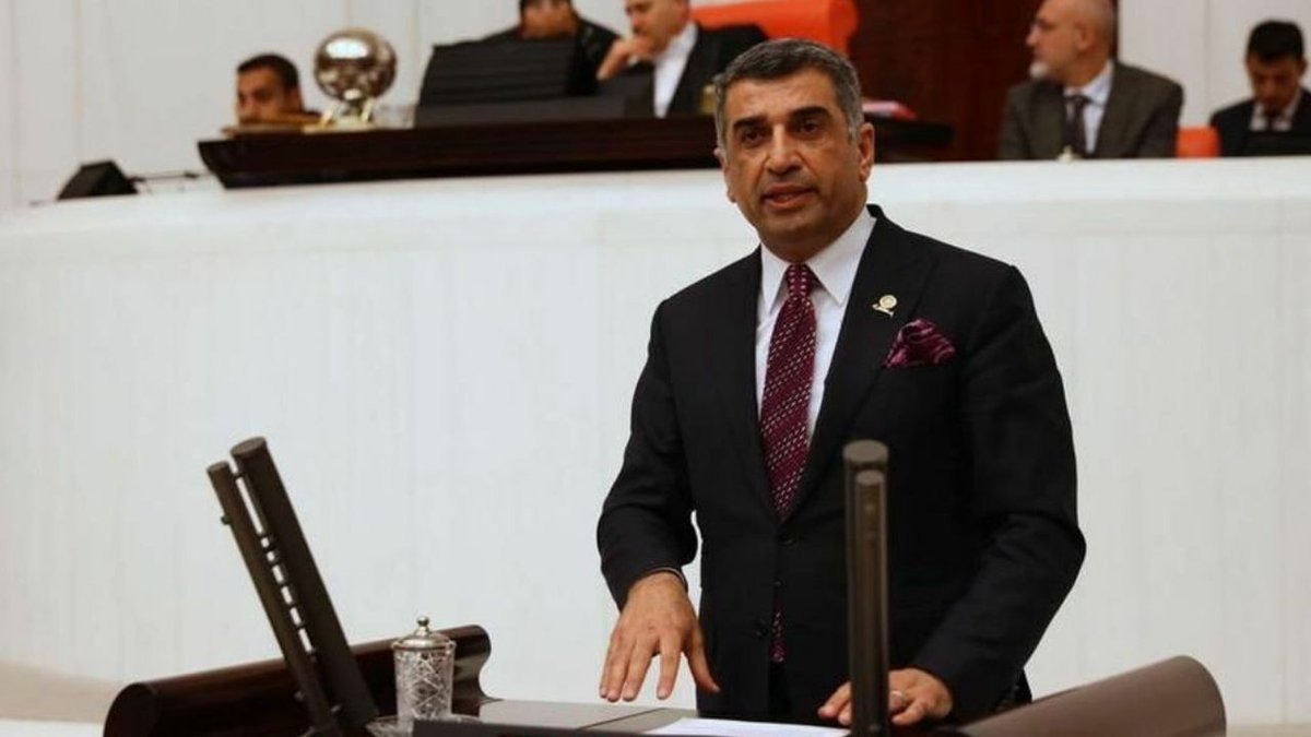 CHP’de Grup Başkanlığı Seçiminde Kriz Aday Çekildi Vekiller Salonu Terk Etti